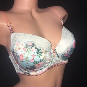 NEW Victoria’s Secret Lined Demi Bra